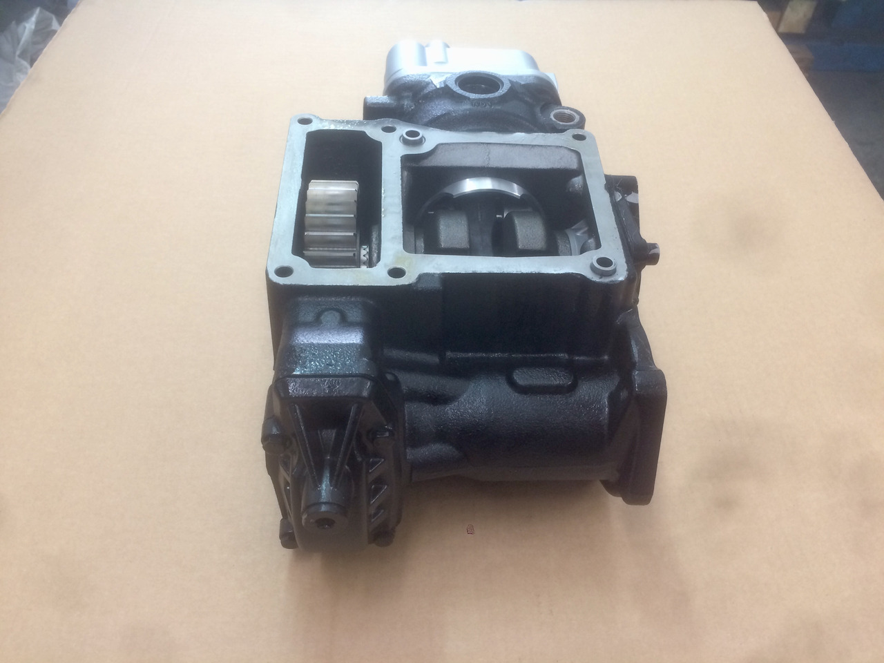 COMPRESSORE ARIA MONOCILINDRICO CON PRESA DI FORZA MAN / KNORR - Kompresor udara: gambar 3 COMPRESSORE ARIA MONOCILINDRICO CON PRESA DI FORZA MAN / KNORR - Kompresor udara: gambar 3