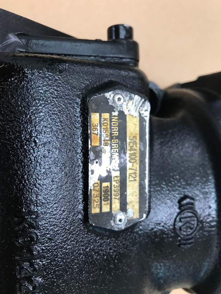 COMPRESSORE ARIA MONOCILINDRICO MAN 51541007121 - Kompresor udara: gambar 3 COMPRESSORE ARIA MONOCILINDRICO MAN 51541007121 - Kompresor udara: gambar 3