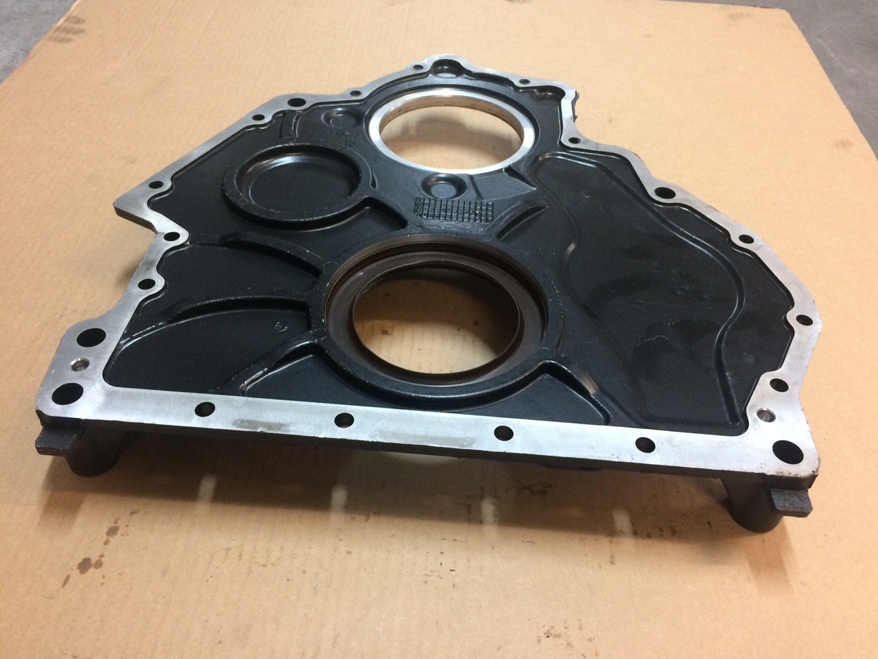 COPERCHIO BASAMENTO MAN 51015015025 - Crankcases untuk Truk: gambar 5 COPERCHIO BASAMENTO MAN 51015015025 - Crankcases untuk Truk: gambar 5