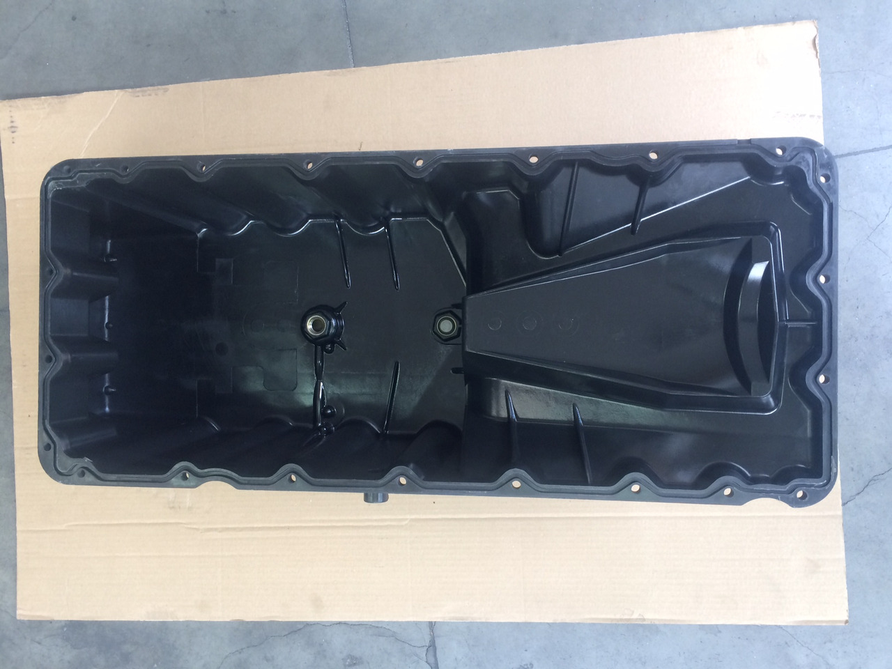 Wajan minyak COPPA OLIO MERCEDES 9060101313 - MOTORE OM906 TRUCK: gambar 6