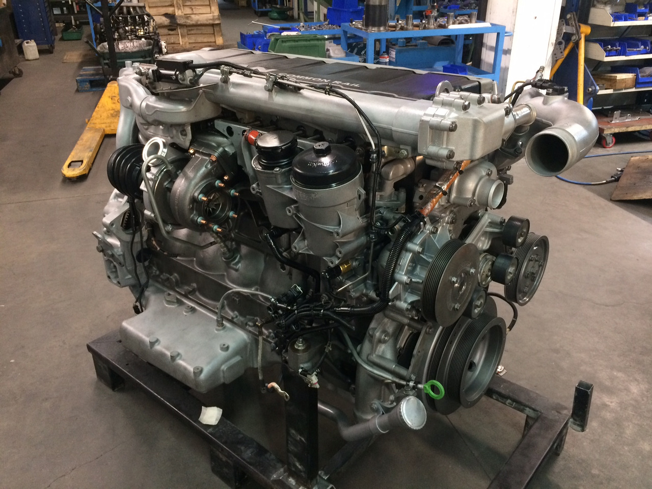 Mesin MOTORE COMPLETO MAN D2066LOH: gambar 1