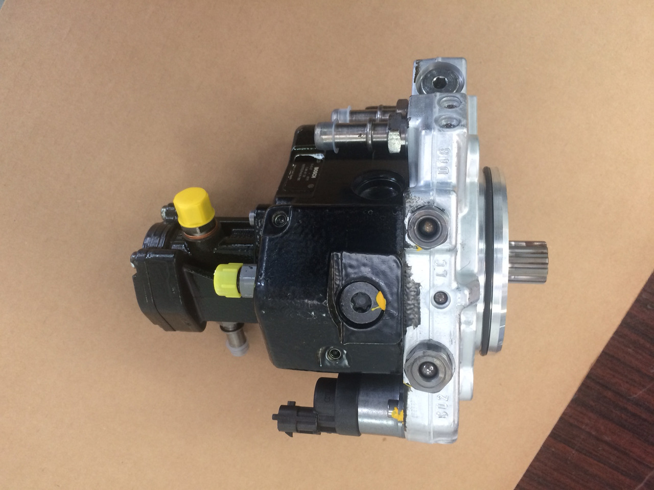 POMPA CARBURANTE ALTA PRESSIONE CP3.4+ / MOTORI MAN D2066 - D2676 - Pompa bahan bakar untuk Truk: gambar 3 POMPA CARBURANTE ALTA PRESSIONE CP3.4+ / MOTORI MAN D2066 - D2676 - Pompa bahan bakar untuk Truk: gambar 3