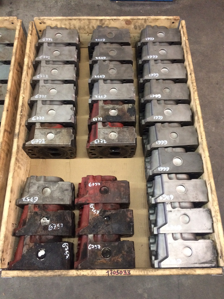 TESTATA MOTORE MAN D2865 / D2866 2V / D2876 2V / D2848 2V / D2840 2V / D2842 2V - Kepala silinder: gambar 1 TESTATA MOTORE MAN D2865 / D2866 2V / D2876 2V / D2848 2V / D2840 2V / D2842 2V - Kepala silinder: gambar 1
