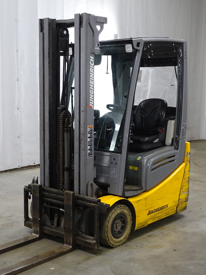 Jungheinrich EFG215 - Forklift listrik: gambar 1 Jungheinrich EFG215 - Forklift listrik: gambar 1