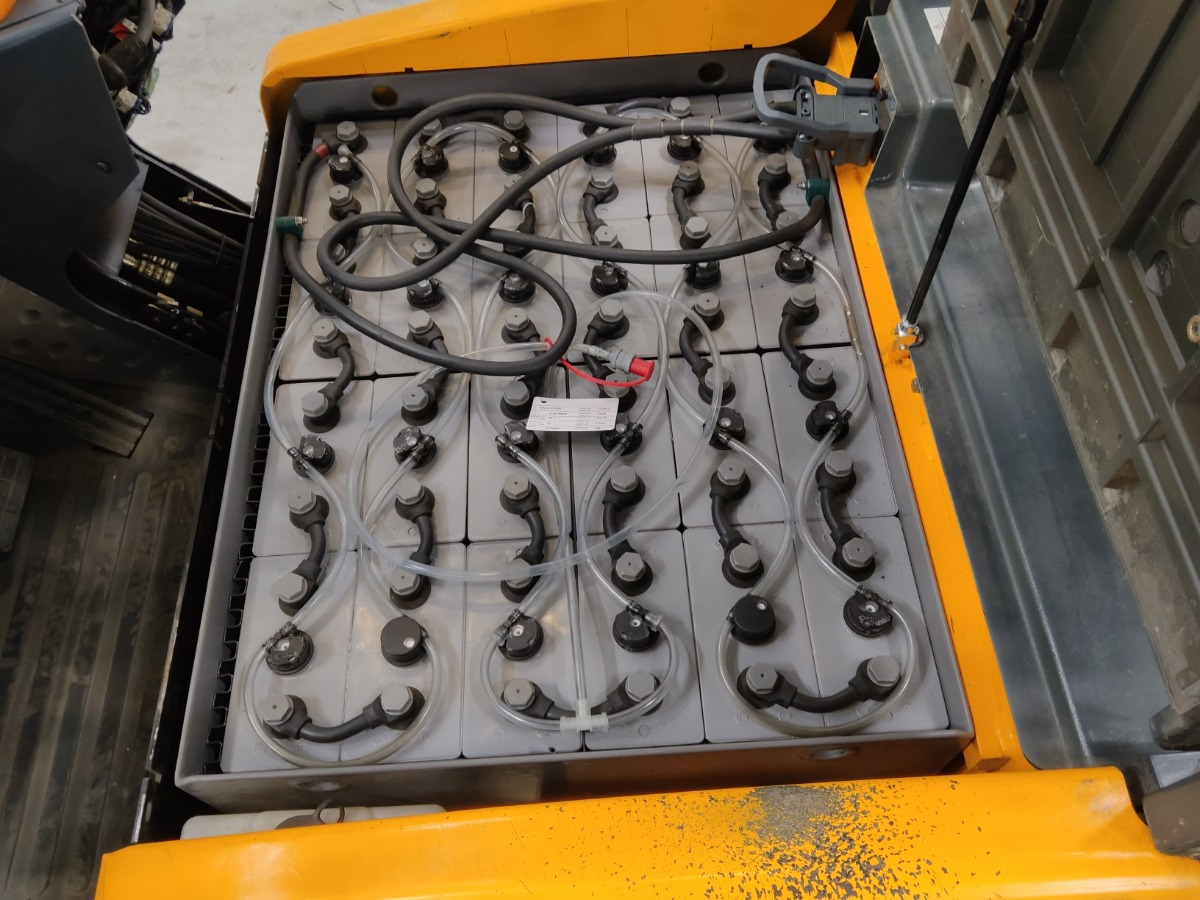 Jungheinrich EFG216 - Forklift listrik: gambar 4 Jungheinrich EFG216 - Forklift listrik: gambar 4