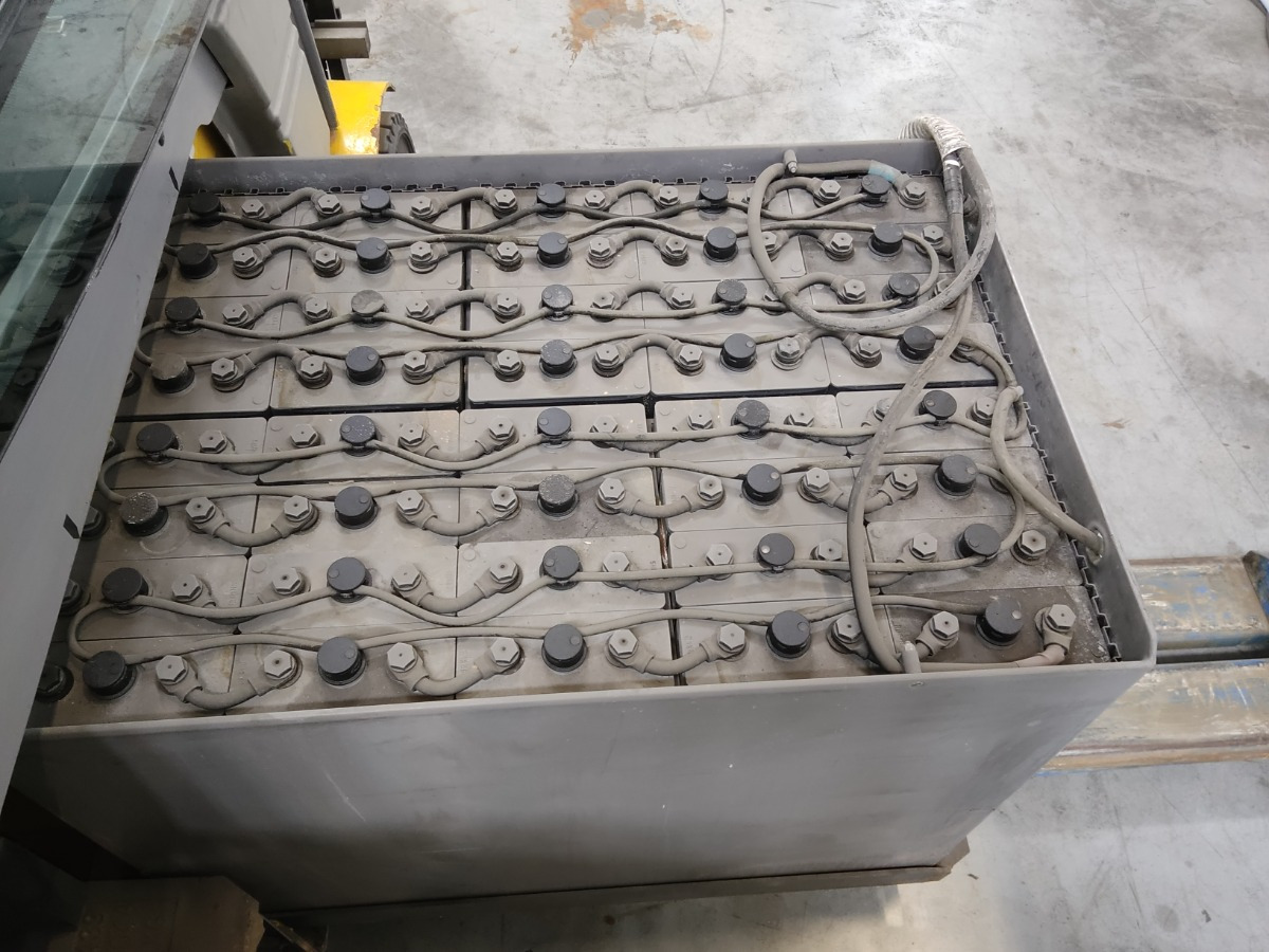 Jungheinrich EFG316 - Forklift listrik: gambar 4 Jungheinrich EFG316 - Forklift listrik: gambar 4