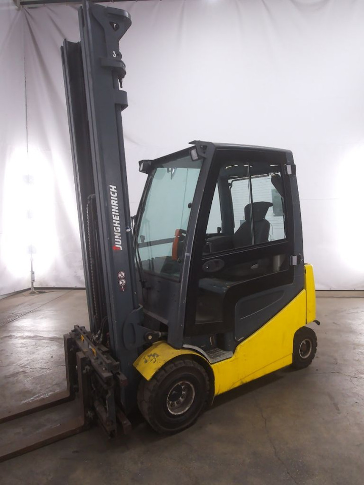 Jungheinrich EFG425K - Forklift listrik: gambar 1 Jungheinrich EFG425K - Forklift listrik: gambar 1