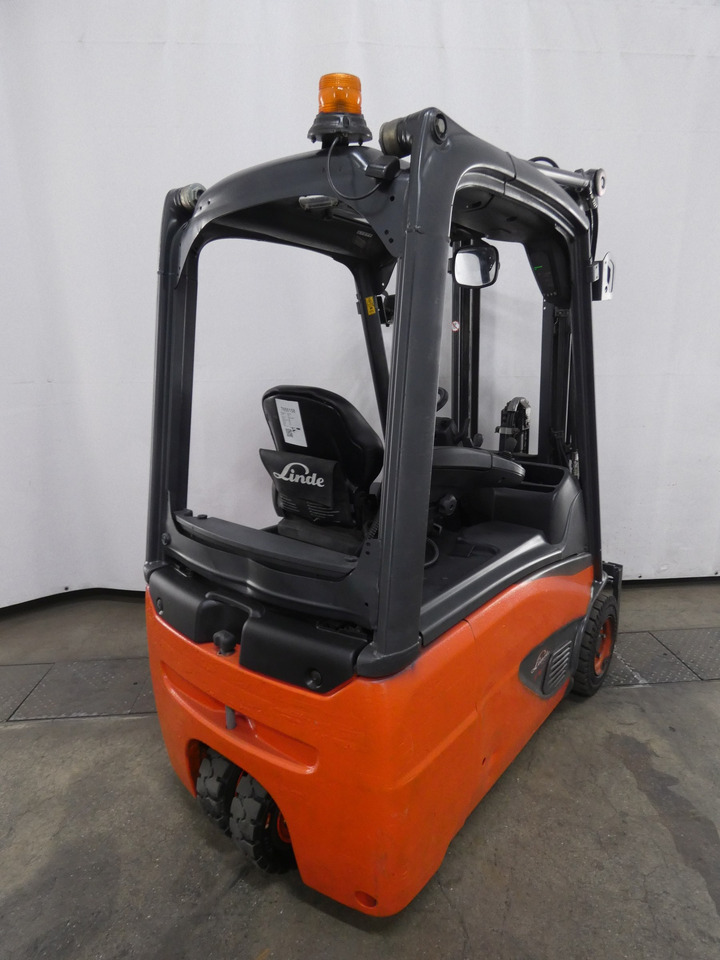 Linde E16 - Forklift listrik: gambar 2 Linde E16 - Forklift listrik: gambar 2
