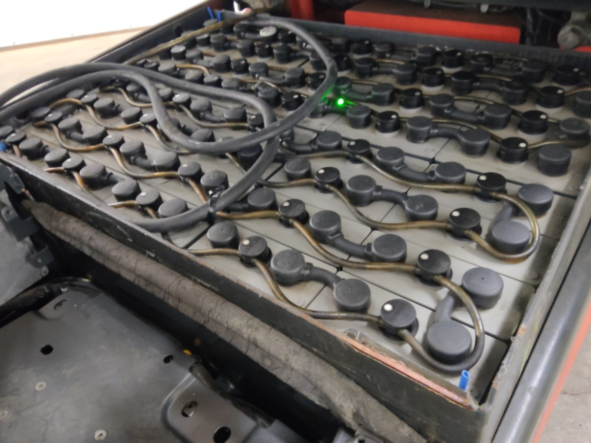 Linde E25-01 - Forklift listrik: gambar 4 Linde E25-01 - Forklift listrik: gambar 4