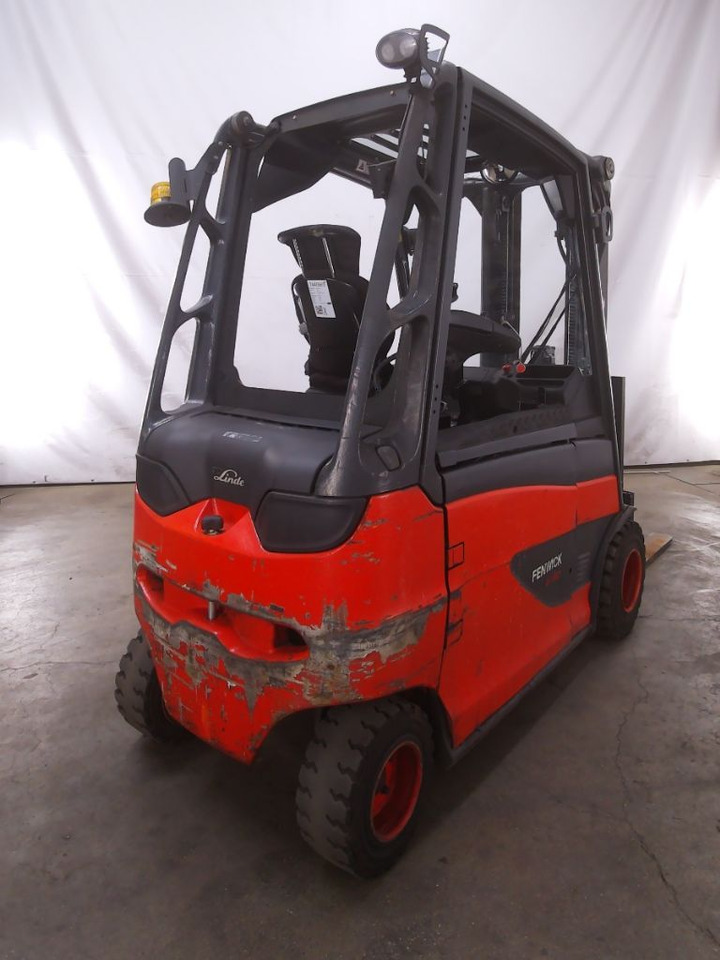 Forklift listrik Linde E30HL-01/600: gambar 6