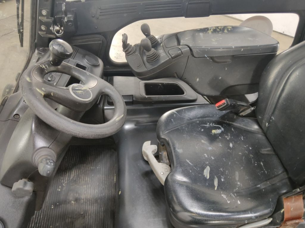 Linde E30L-01 - Forklift listrik: gambar 3 Linde E30L-01 - Forklift listrik: gambar 3