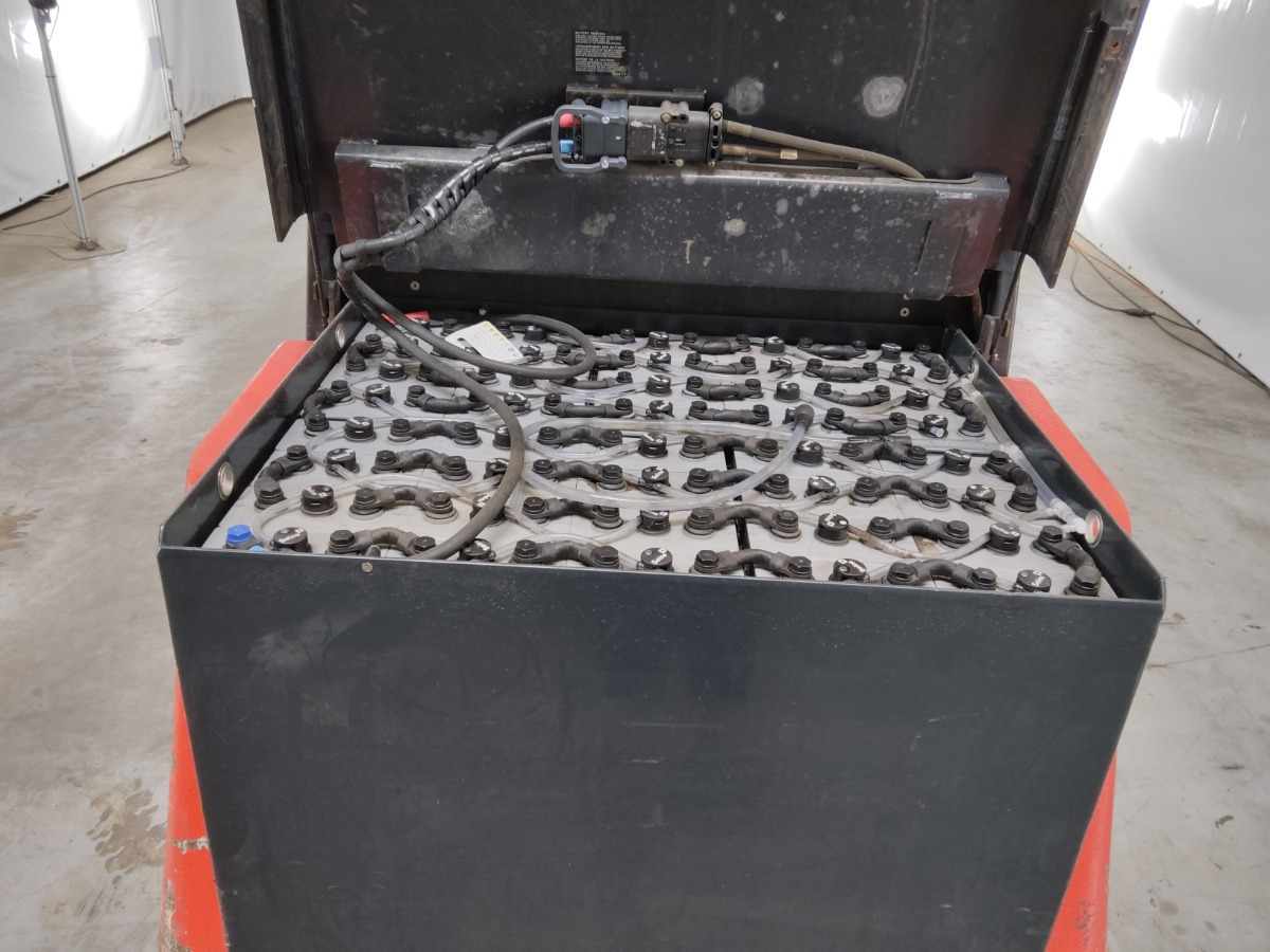Linde E40P - Forklift listrik: gambar 4 Linde E40P - Forklift listrik: gambar 4