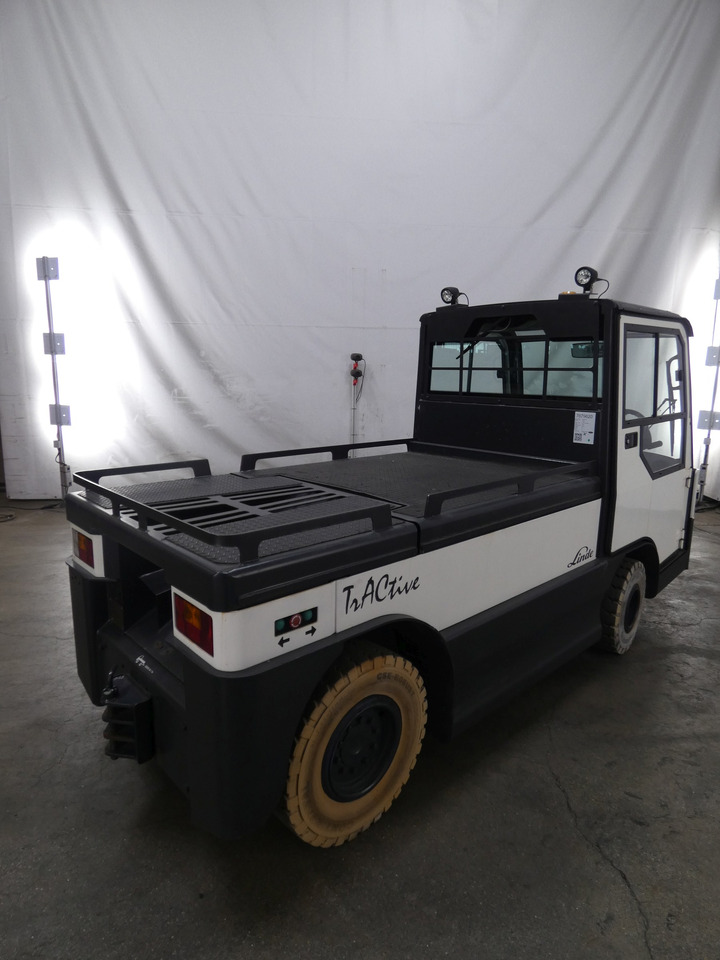 Linde P250 - Traktor derek: gambar 2 Linde P250 - Traktor derek: gambar 2