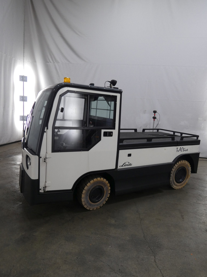 Linde P250 - Traktor derek: gambar 1 Linde P250 - Traktor derek: gambar 1