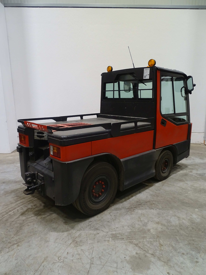 Linde P250 - Traktor derek: gambar 2 Linde P250 - Traktor derek: gambar 2