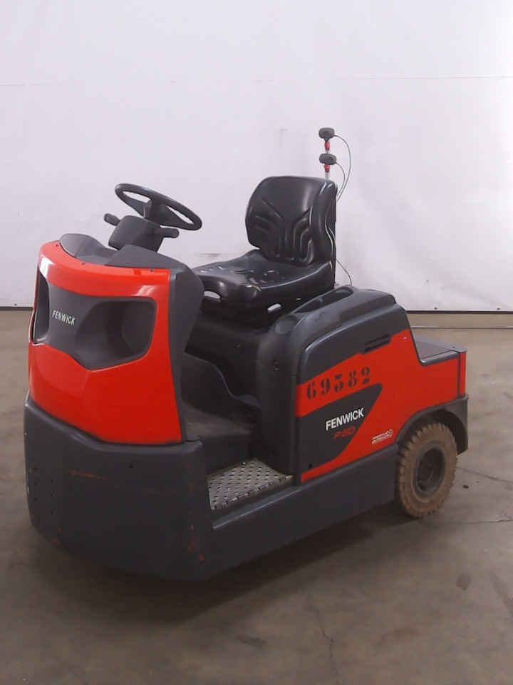 Linde P60 - Traktor derek: gambar 1 Linde P60 - Traktor derek: gambar 1