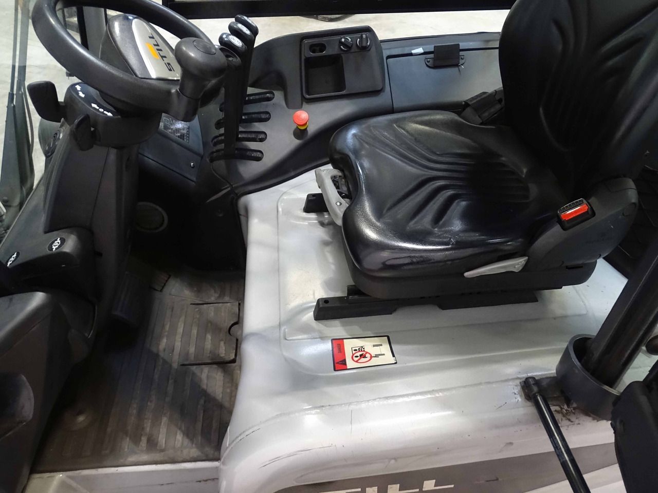 STILL RX60-45 - Forklift listrik: gambar 3 STILL RX60-45 - Forklift listrik: gambar 3