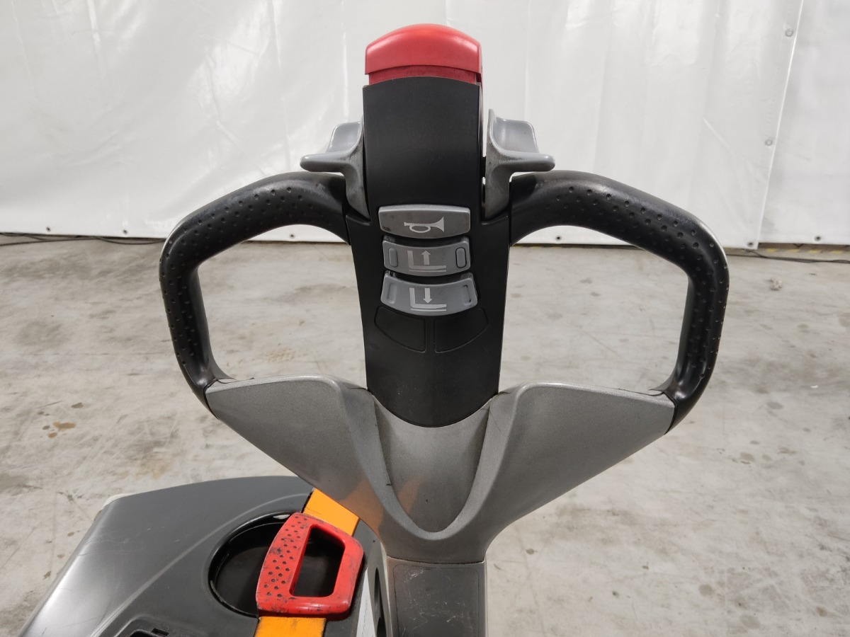 Still EXU16 - Truk pallet: gambar 3 Still EXU16 - Truk pallet: gambar 3