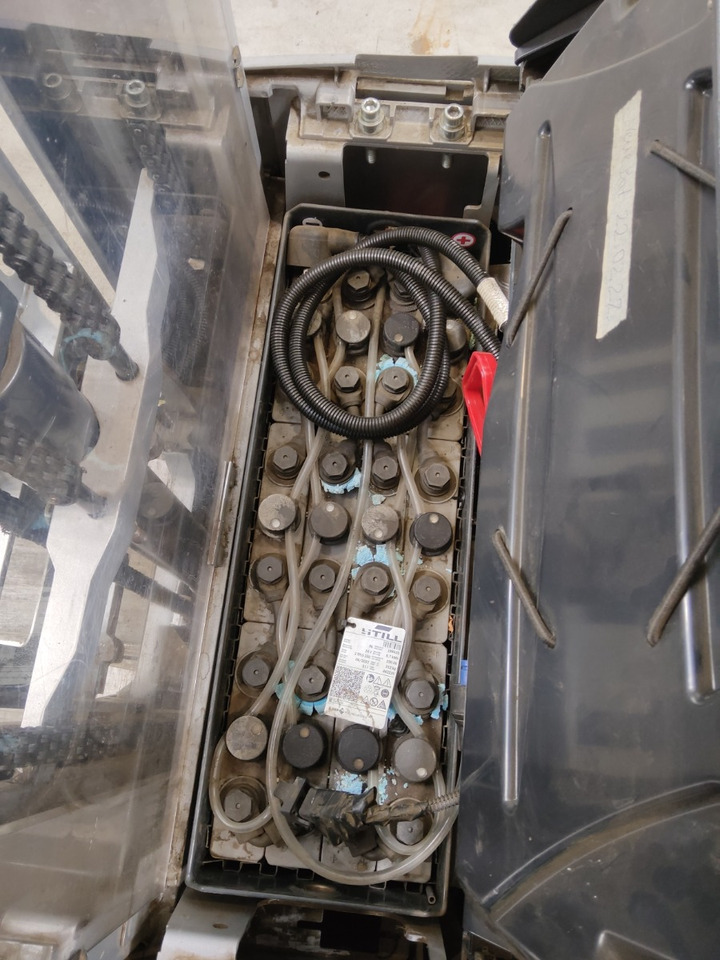 Still EXV-SF14 - Penumpuk: gambar 4 Still EXV-SF14 - Penumpuk: gambar 4