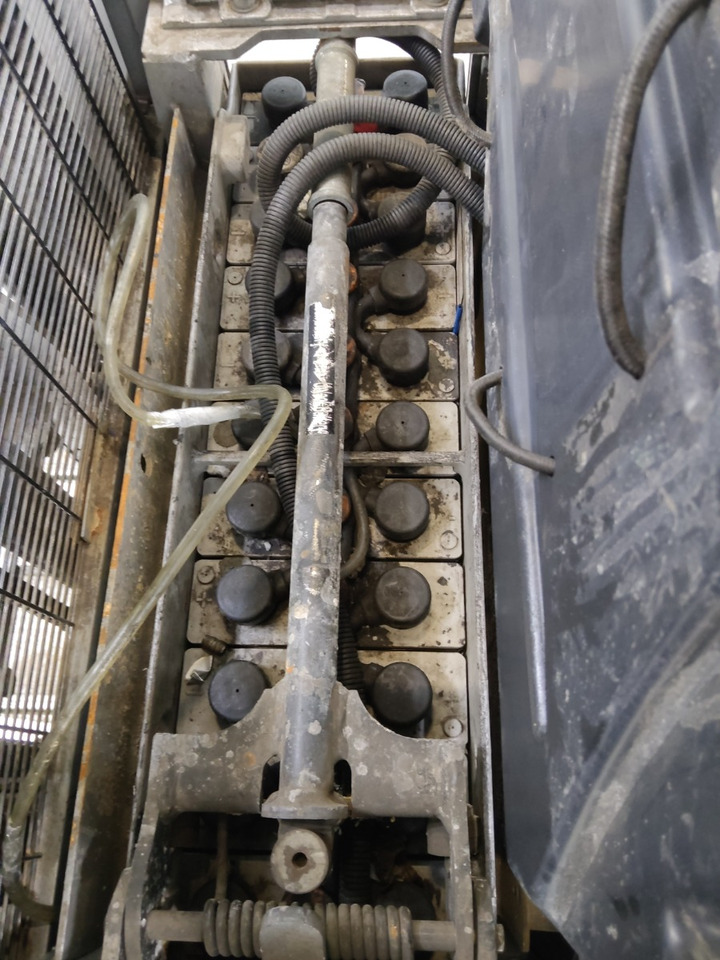 Still EXV-SF16 - Penumpuk: gambar 4 Still EXV-SF16 - Penumpuk: gambar 4