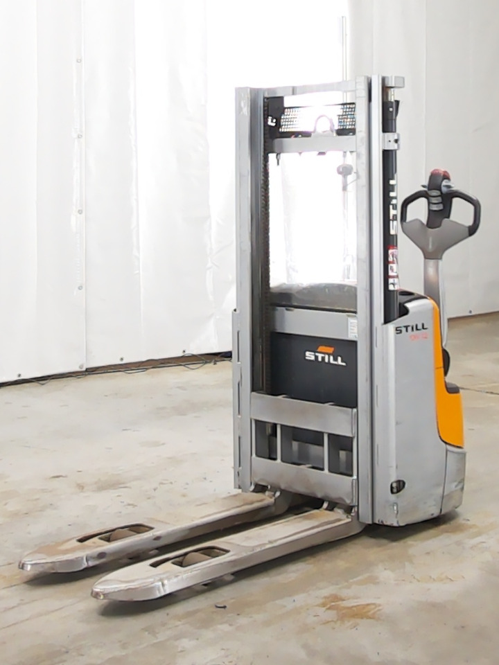 Still EXV12 - Penumpuk: gambar 1 Still EXV12 - Penumpuk: gambar 1