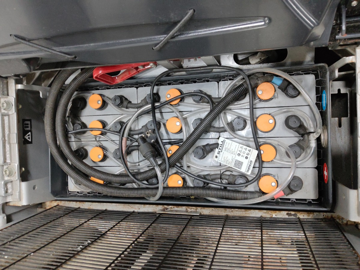 Still EXV14 - Penumpuk: gambar 4 Still EXV14 - Penumpuk: gambar 4