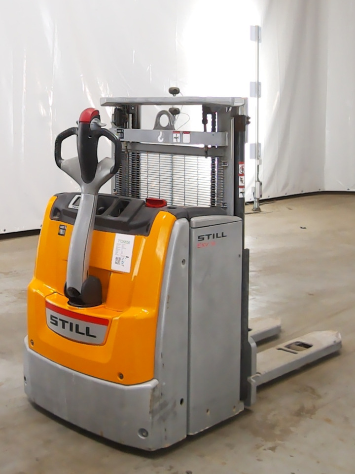 Still EXV14 - Penumpuk: gambar 2 Still EXV14 - Penumpuk: gambar 2