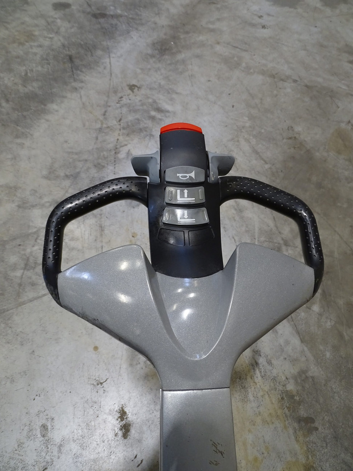 Still EXV16 - Penumpuk: gambar 3 Still EXV16 - Penumpuk: gambar 3