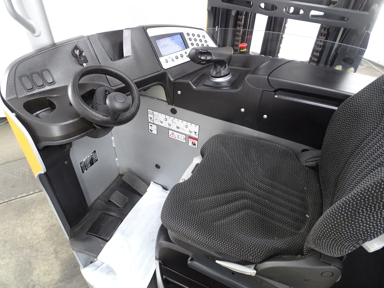 Still FM-X17 - Jangkauan truk: gambar 3 Still FM-X17 - Jangkauan truk: gambar 3