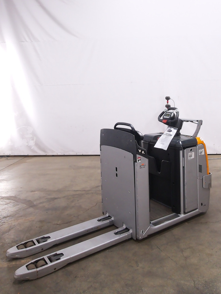 Still OPX25 - Pengambil pesanan: gambar 1 Still OPX25 - Pengambil pesanan: gambar 1