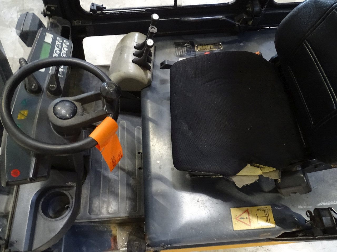 Still R60-40 - Forklift listrik: gambar 3 Still R60-40 - Forklift listrik: gambar 3