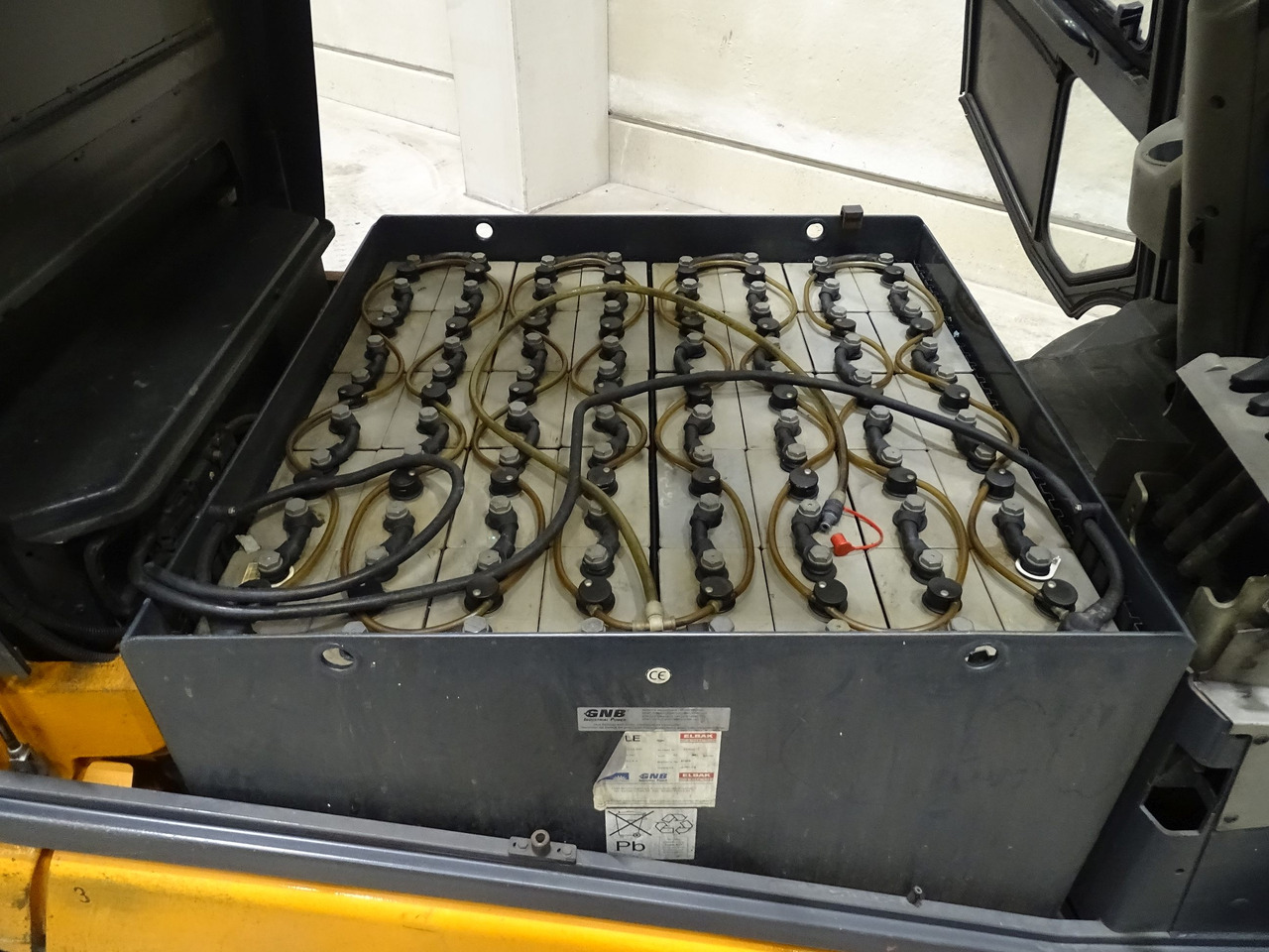 Still R60-45 - Forklift listrik: gambar 4 Still R60-45 - Forklift listrik: gambar 4