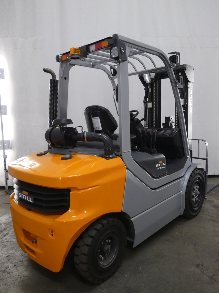 Still RCD30 - Forklift diesel: gambar 2 Still RCD30 - Forklift diesel: gambar 2