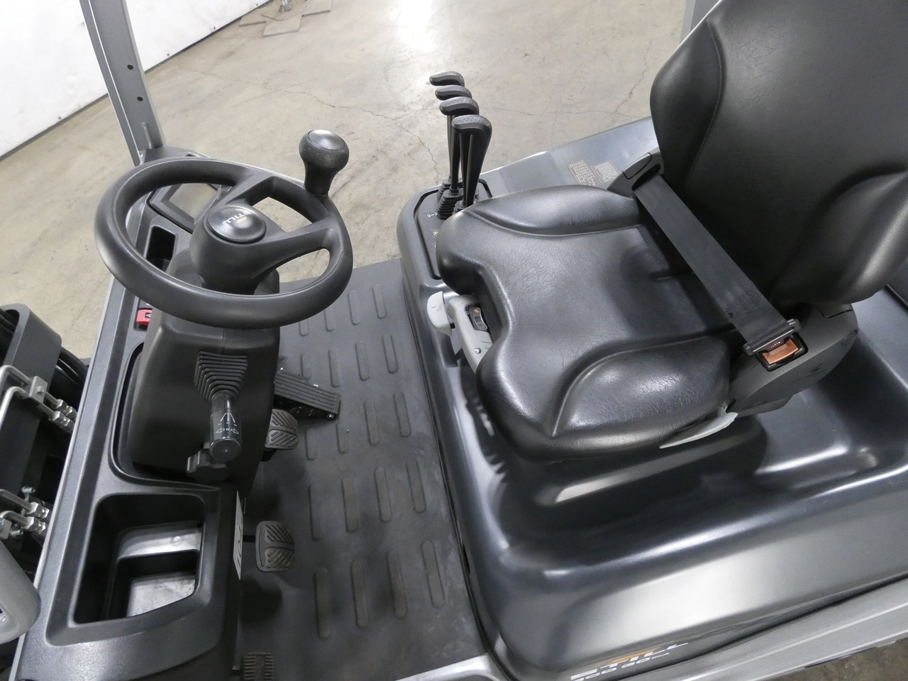 Still RCD30 - Forklift diesel: gambar 3 Still RCD30 - Forklift diesel: gambar 3