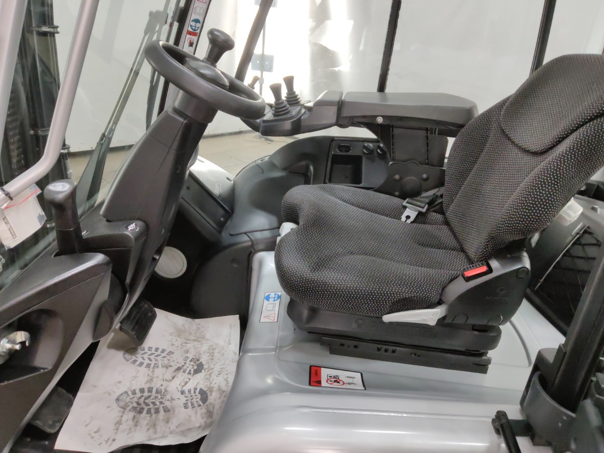 Still RX60-30 - Forklift listrik: gambar 3 Still RX60-30 - Forklift listrik: gambar 3