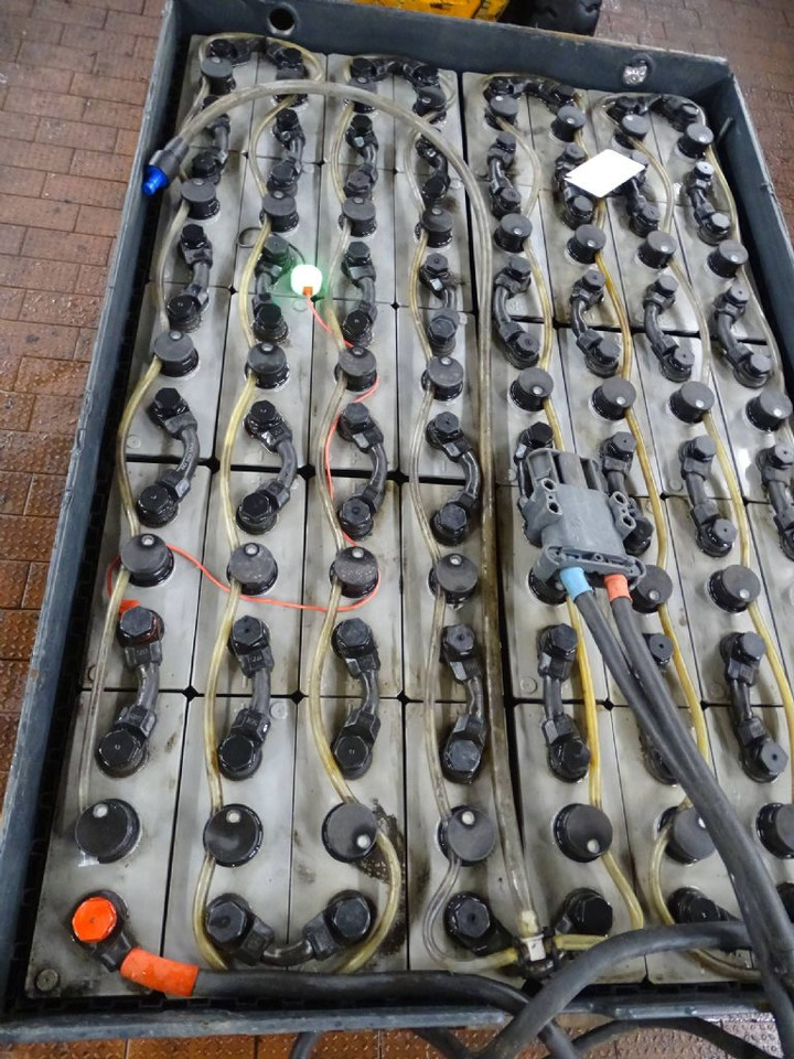 Still RX60-30 - Forklift listrik: gambar 4 Still RX60-30 - Forklift listrik: gambar 4