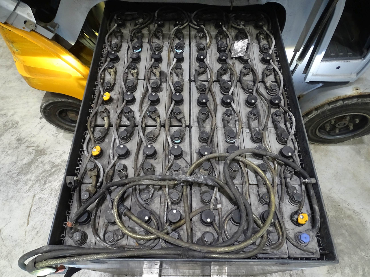 Still RX60-30 - Forklift listrik: gambar 4 Still RX60-30 - Forklift listrik: gambar 4