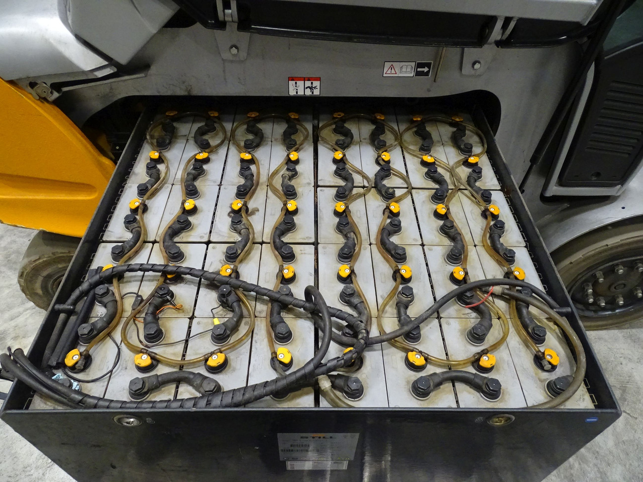 Still RX60-40 - Forklift listrik: gambar 4 Still RX60-40 - Forklift listrik: gambar 4