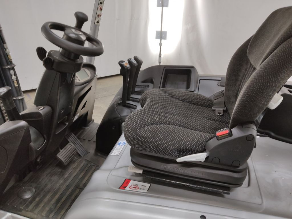 Still RX60-50 - Forklift listrik: gambar 3 Still RX60-50 - Forklift listrik: gambar 3