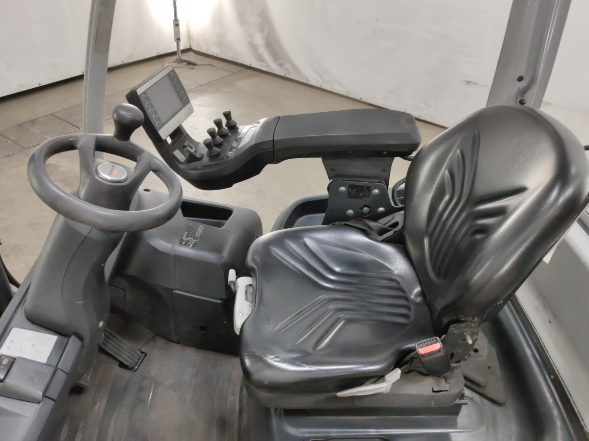 Still RX70-25T - Forklift: gambar 3 Still RX70-25T - Forklift: gambar 3