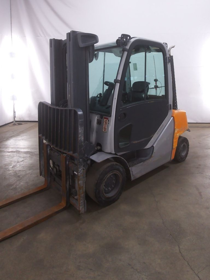 Still RX70-30 - Forklift diesel: gambar 1 Still RX70-30 - Forklift diesel: gambar 1