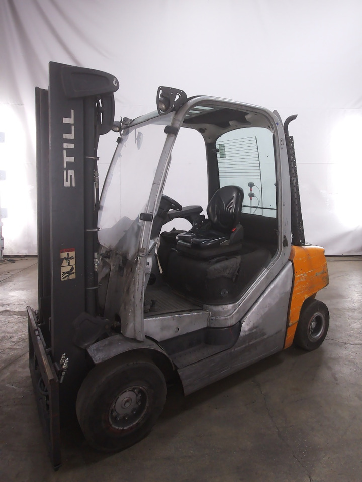 Still RX70-30 - Forklift diesel: gambar 1 Still RX70-30 - Forklift diesel: gambar 1