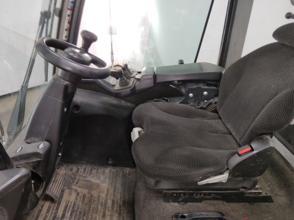 Still RX70-45 - Forklift diesel: gambar 3 Still RX70-45 - Forklift diesel: gambar 3
