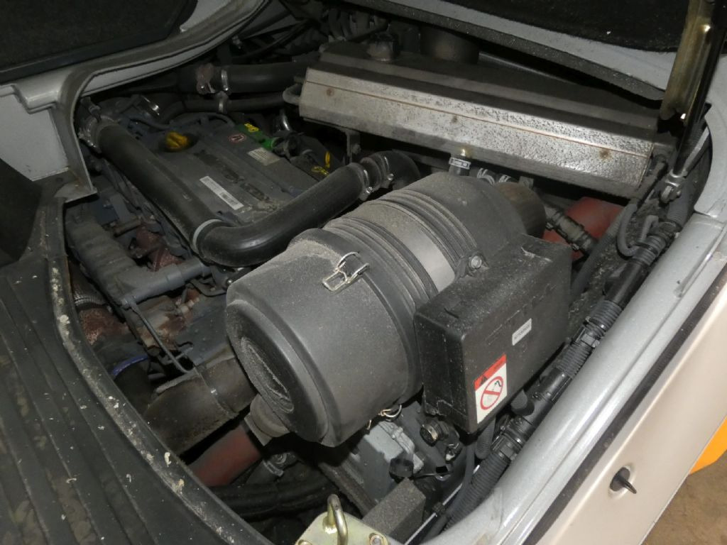 Still RX70-80/900 - Forklift diesel: gambar 4 Still RX70-80/900 - Forklift diesel: gambar 4