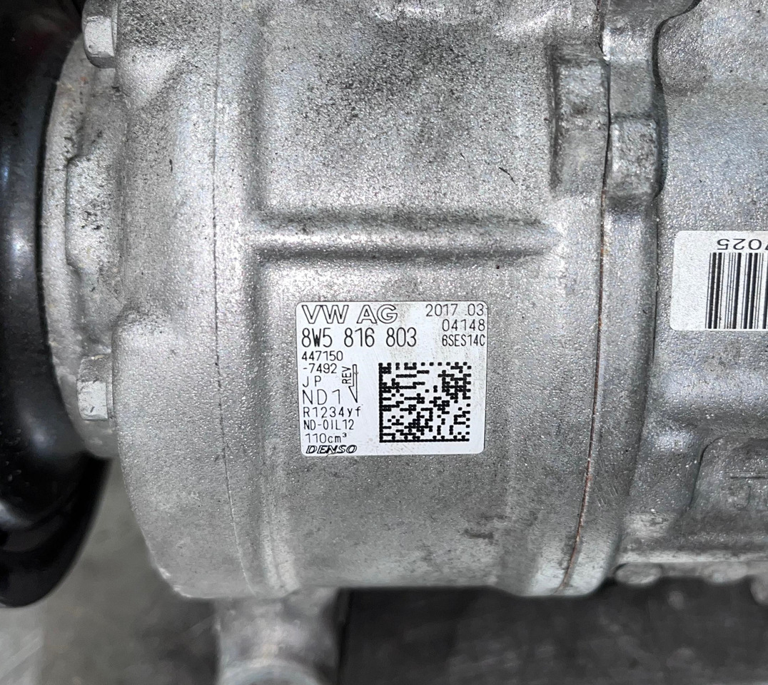 AUDI A/C Compressor 8W5816803 - Kompresor AC: gambar 1 AUDI A/C Compressor 8W5816803 - Kompresor AC: gambar 1