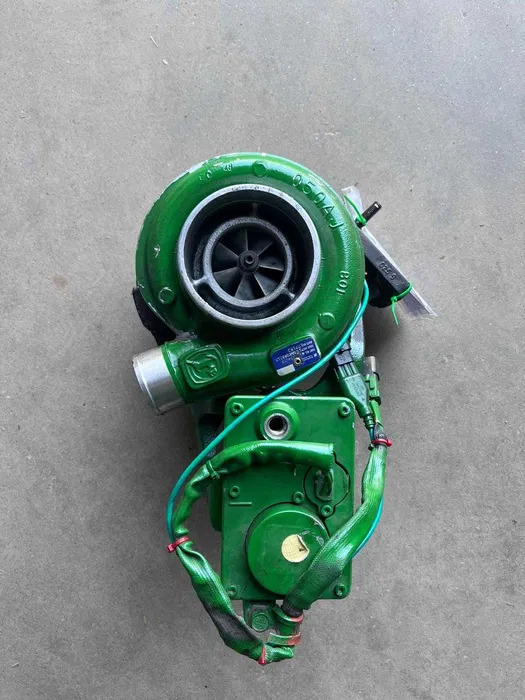 BorgWarner RE335688 - Turbo untuk Penyemprot self-propelled: gambar 1 BorgWarner RE335688 - Turbo untuk Penyemprot self-propelled: gambar 1