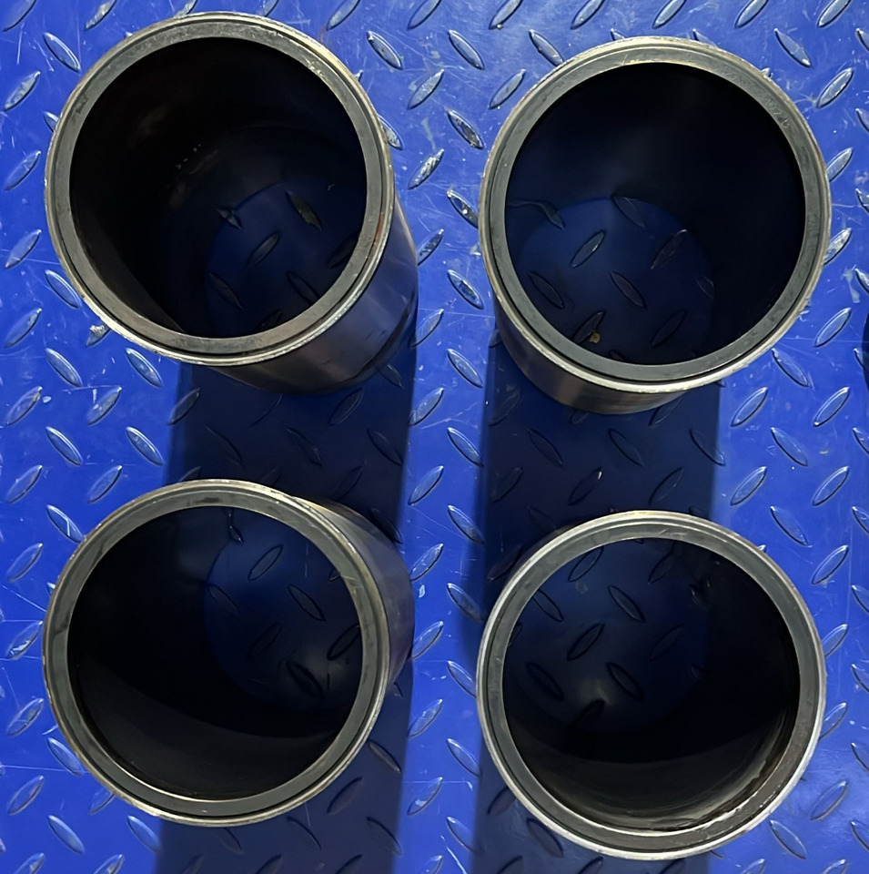 John Deere SET PISTON SI CAMASA JOHN DEERE RE500608 - Suku Cadang Mesin: gambar 4 John Deere SET PISTON SI CAMASA JOHN DEERE RE500608 - Suku Cadang Mesin: gambar 4