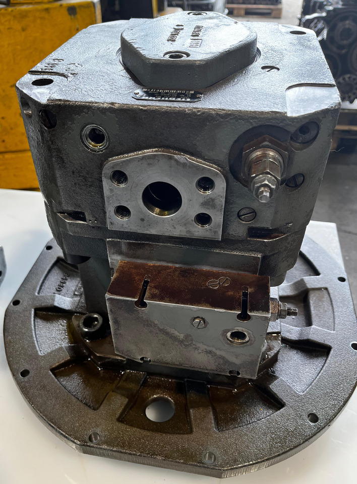 LIEBHERR Liebherr Hydraulic Pump DPVO 165 Reconditioned - Pompa hidrolik: gambar 1 LIEBHERR Liebherr Hydraulic Pump DPVO 165 Reconditioned - Pompa hidrolik: gambar 1
