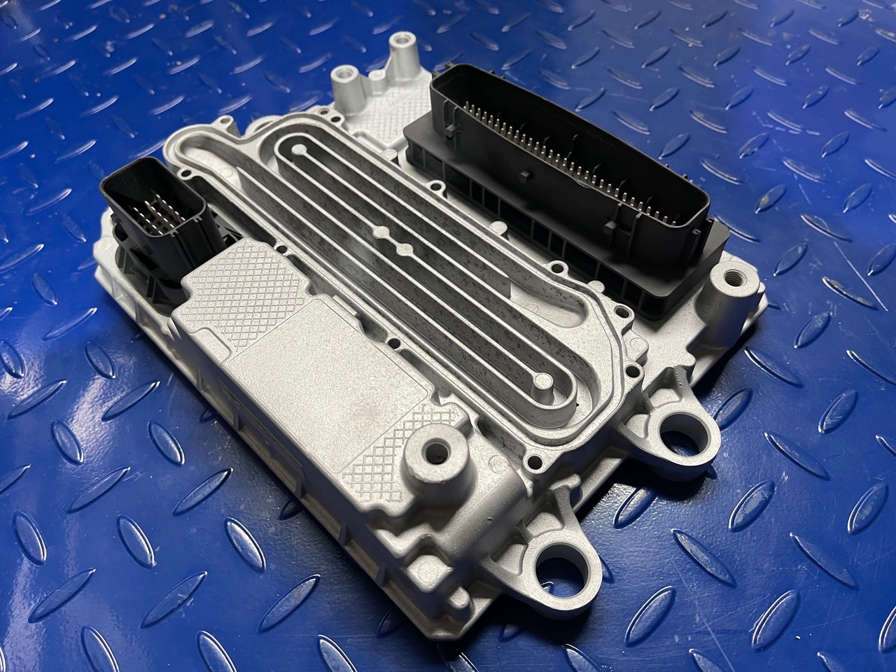 MERCEDES Actros Arocs Antos Axor ACM 2.1 A0004466754 Evo Euro Rom - ECU untuk Truk: gambar 3 MERCEDES Actros Arocs Antos Axor ACM 2.1 A0004466754 Evo Euro Rom - ECU untuk Truk: gambar 3