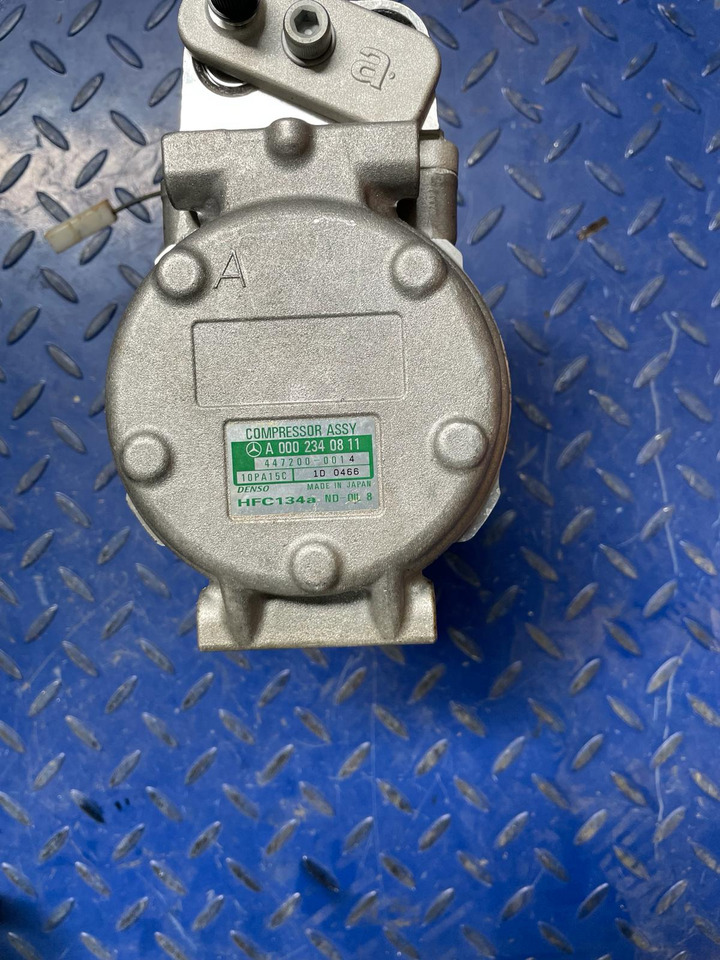 MERCEDES-BENZ Actros, Axor, Atego A0002340811 - Kompresor AC untuk Truk: gambar 3 MERCEDES-BENZ Actros, Axor, Atego A0002340811 - Kompresor AC untuk Truk: gambar 3